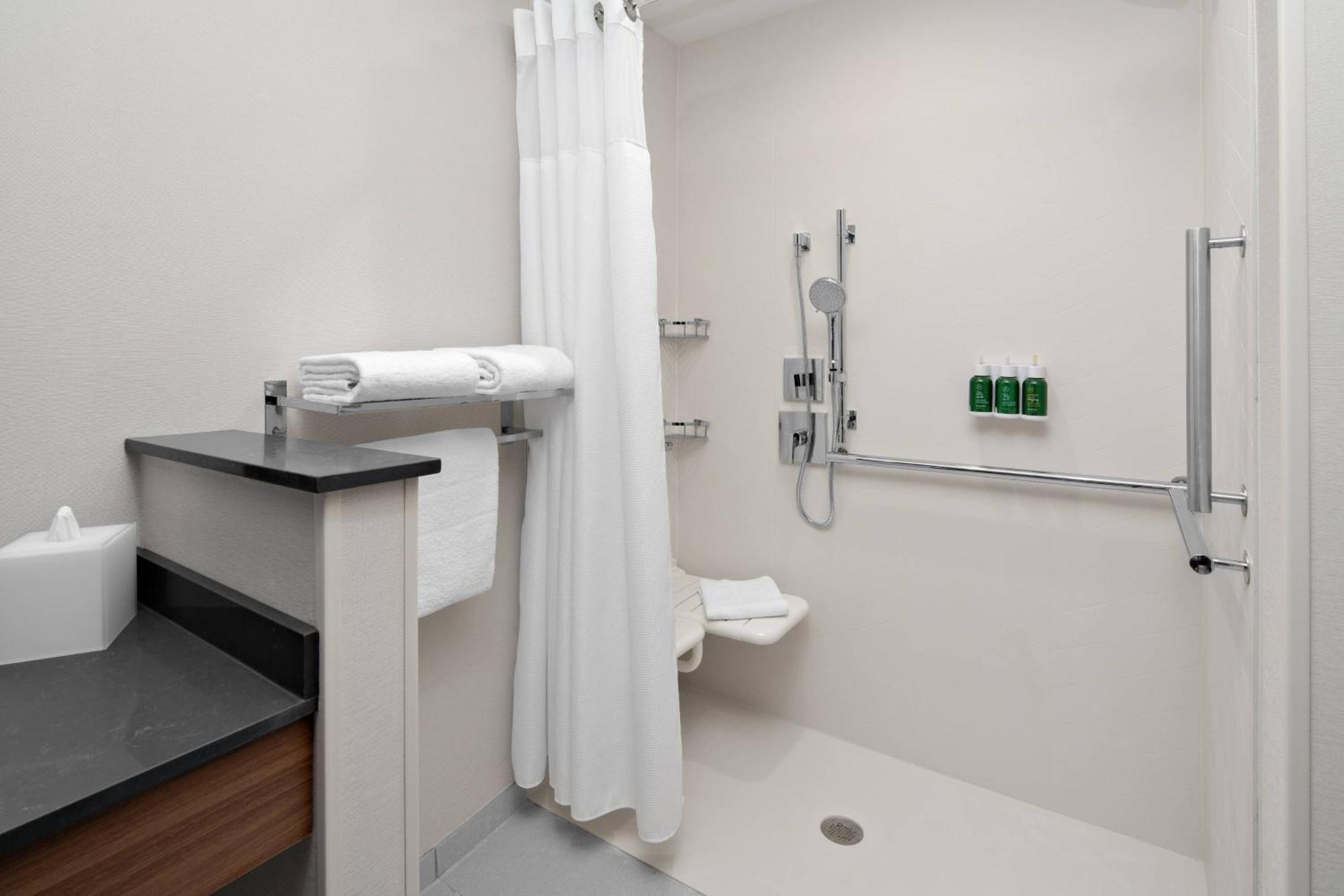 Fairfield Inn & Suites By Marriott Lake Geneva Buitenkant foto